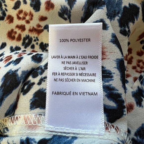 ASTR the Label Blouse Blue Multi Leopard Print Long Sleeves Size S Button Front - Picture 10 of 11